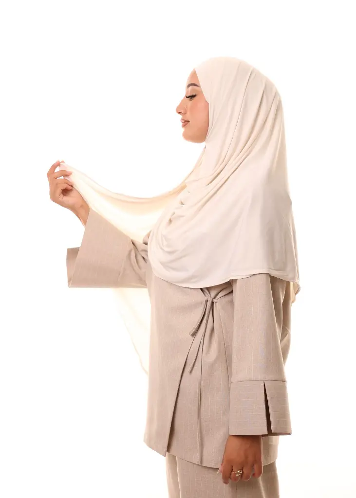 بيج فاتح (4).webp