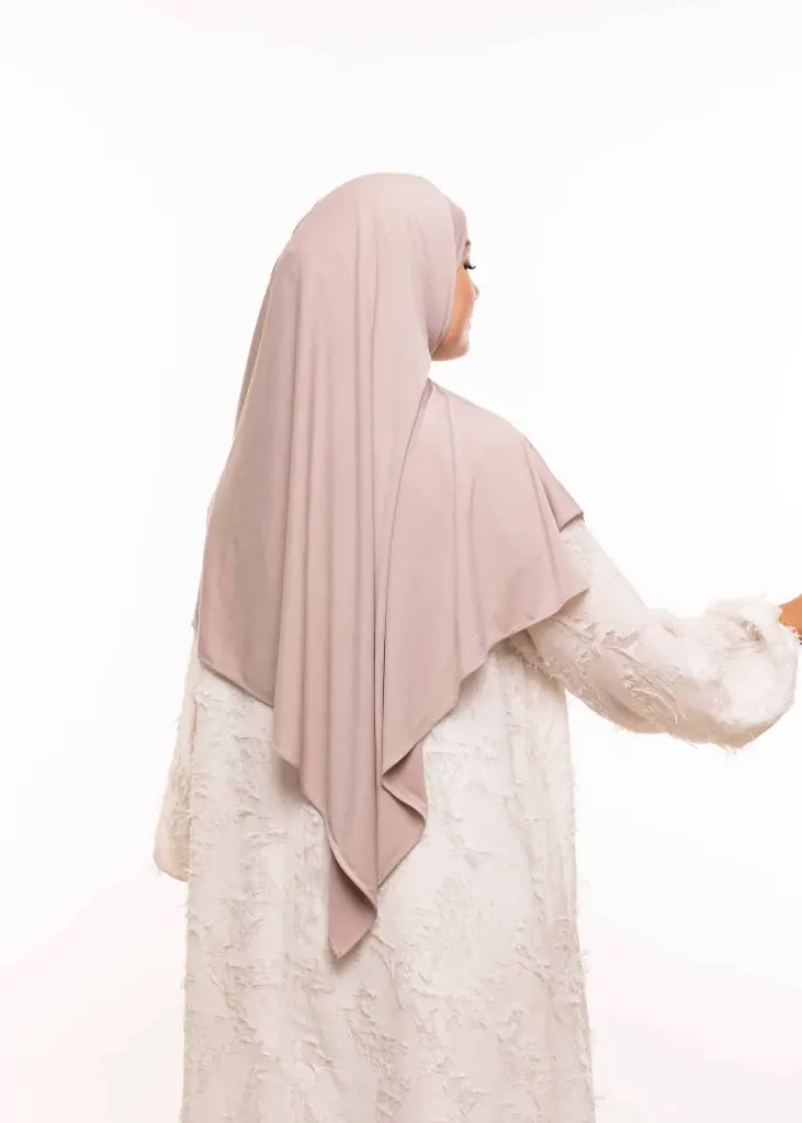 رمادي نيود (2).webp