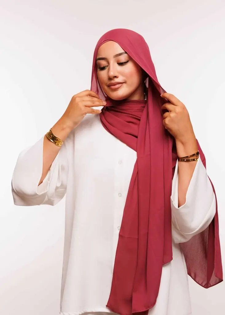 [PN-20483] شال كريب بالبوني يربط من الخلف - بورجوندي