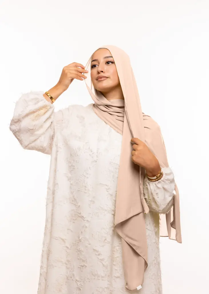 Châle en crêpe avec bonnet attaché à l’arrière - Beige Créme